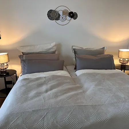 Royal Haus 3- Balkon Nahe Zeisigwald Apartman *