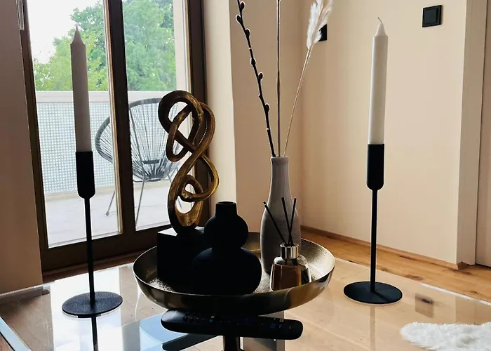 Royal Haus 3- Balkon Nahe Zeisigwald 아파트 켐니츠