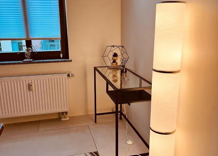 Royal Haus 3- Balkon Nahe Zeisigwald 아파트